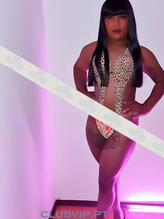 Acompanhante-Travestis Morenas Brenda Andrade-Leiria
